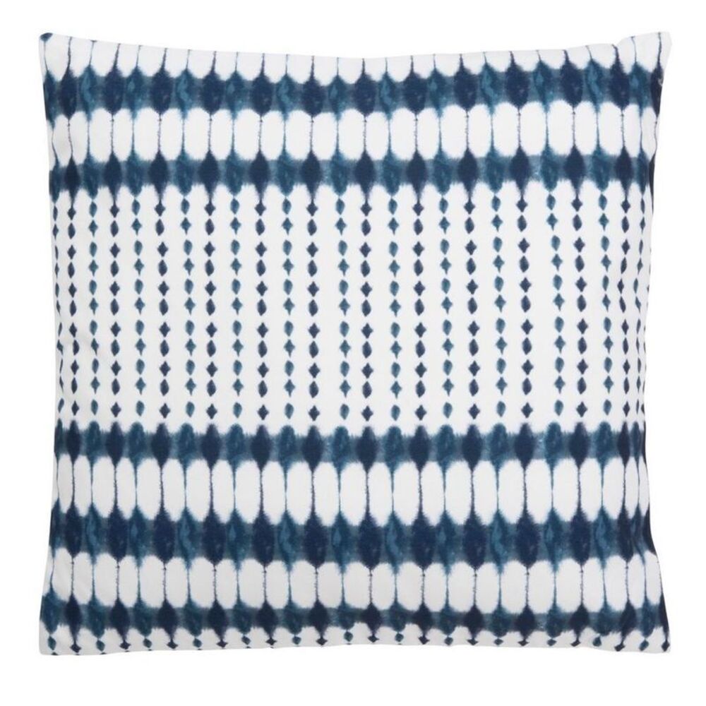 Indoor/Outdoor Kenza Pillow - Navy/White - 18"X18" - Safavieh
